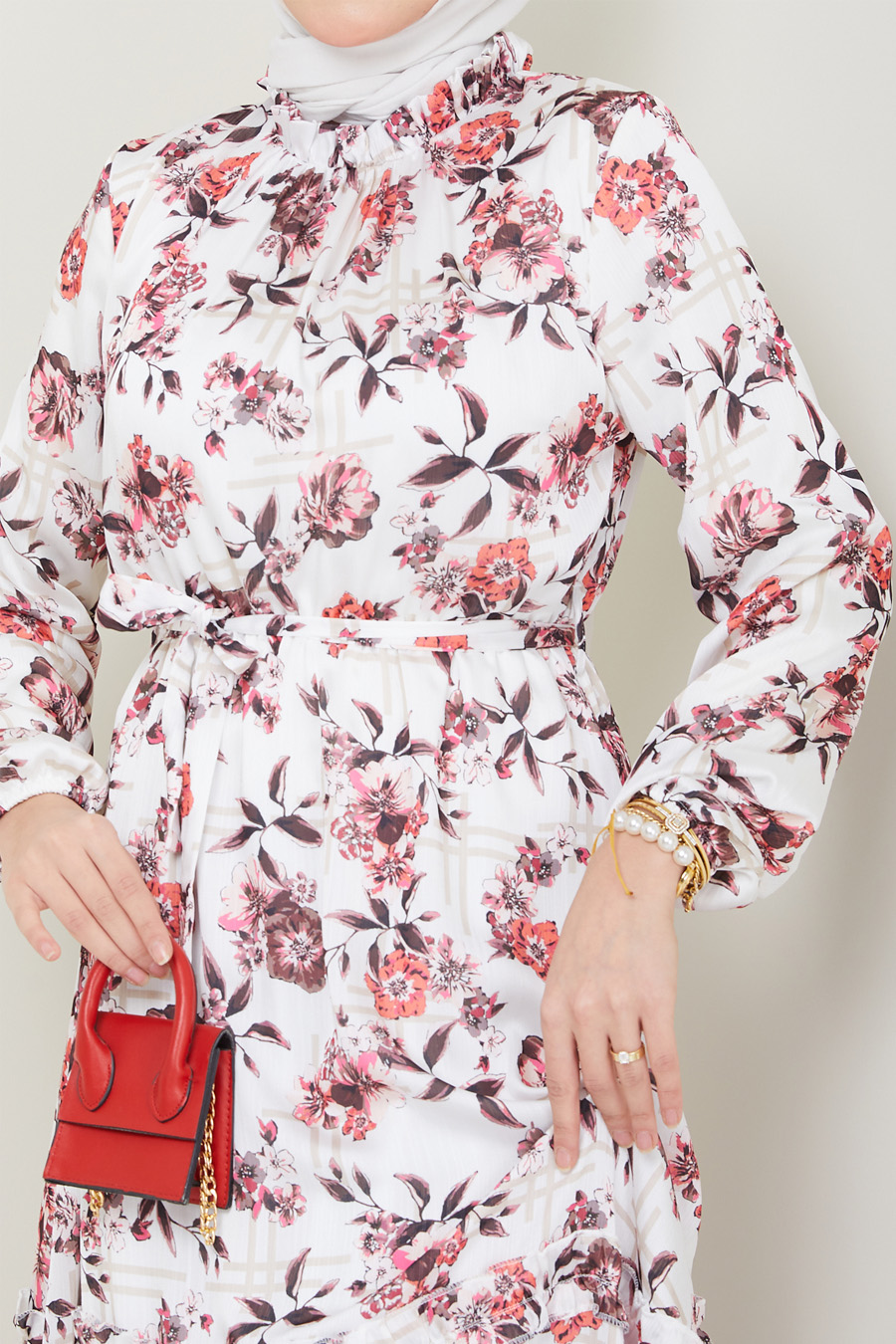 FLOWER PATTERNED PINK DRESS